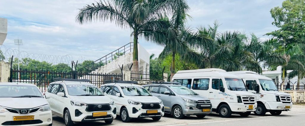 How much time it takes from Mumbai to Ahmedabad by taxi? time it takes from Mumbai to Ahmedabad by taxi?