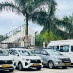 How much time it takes from Mumbai to Ahmedabad by taxi? time it takes from Mumbai to Ahmedabad by taxi?
